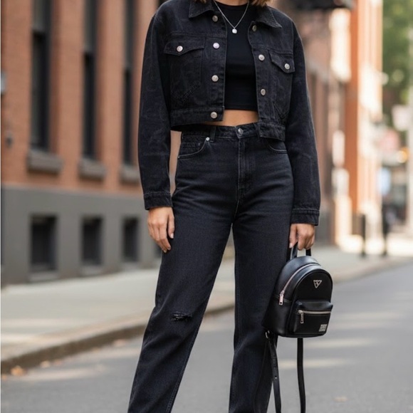 Chiara Ferragni Dark Jean Jacket - Picture 3 of 10